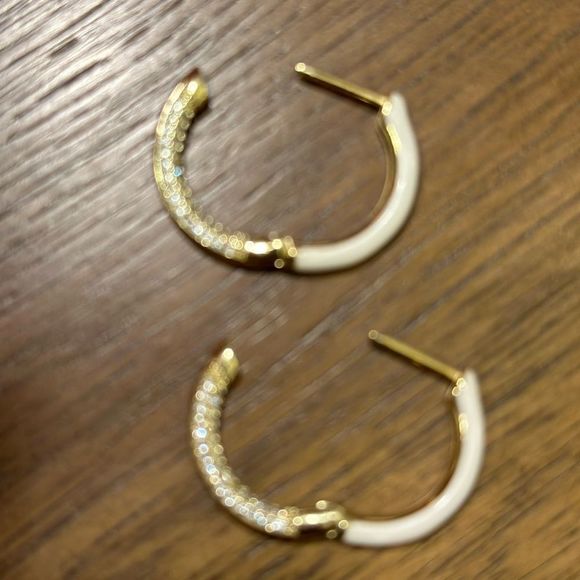 𝅺Enamel CZ Hoop Earrings  - Picture 4 of 5